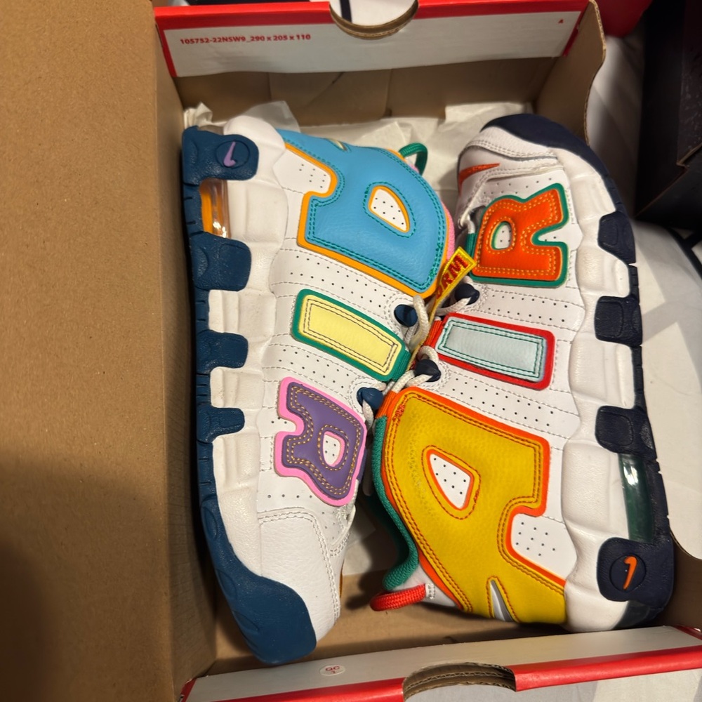 Nike air more uptempo